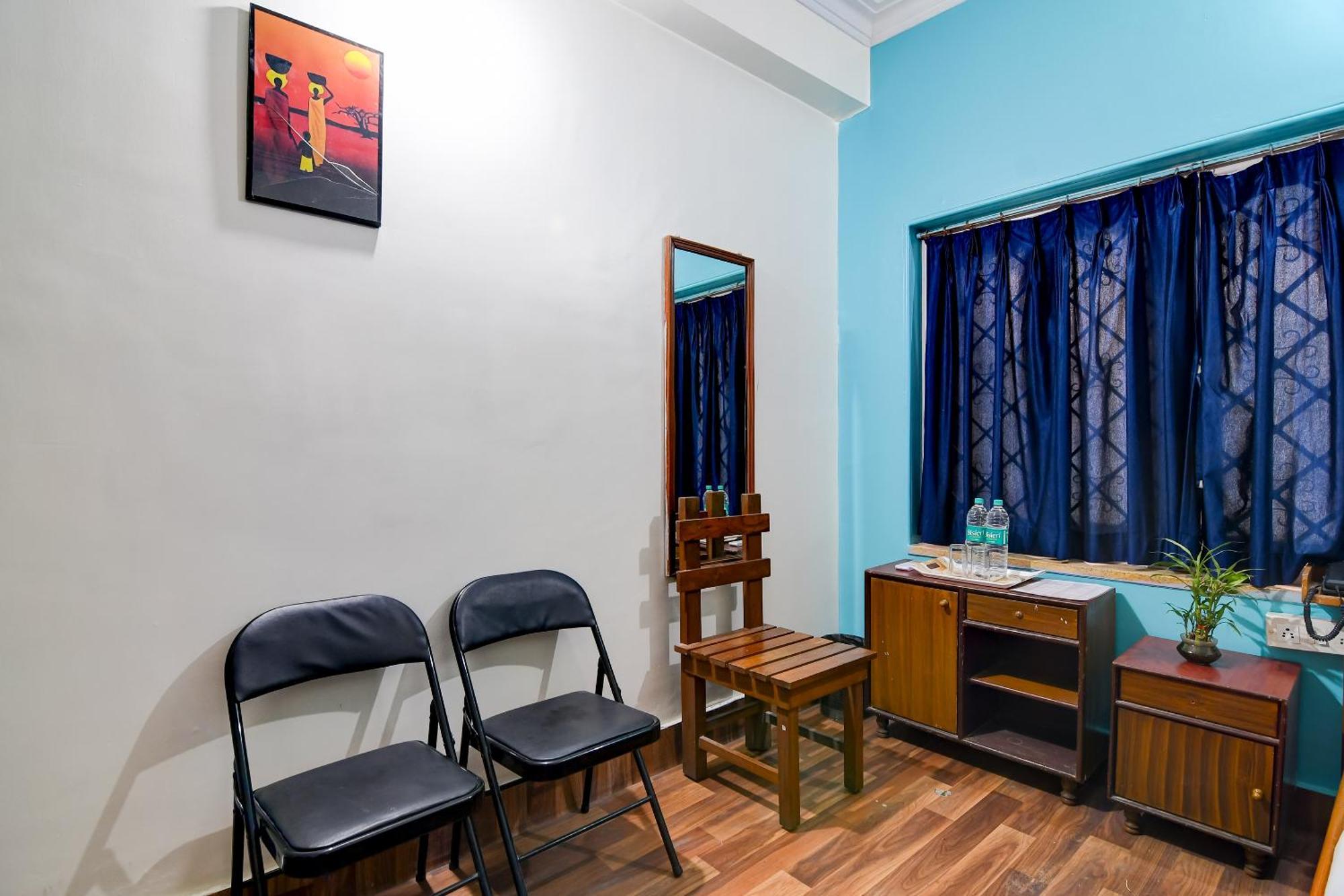 Brill Rooms Near City Centre Metro Station Calcutta Exterior foto